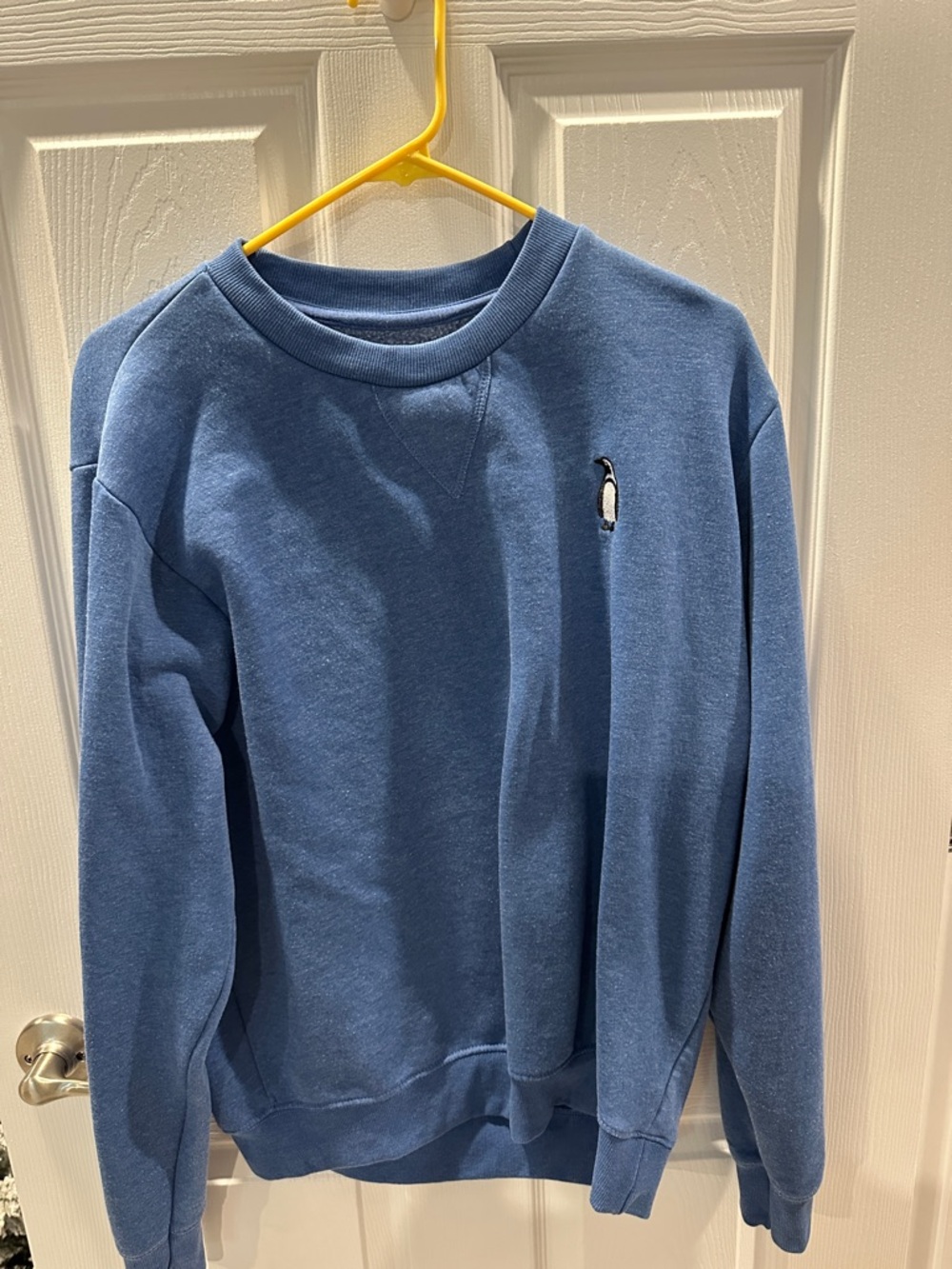 Penguin Lovers Blue Crewneck Sweatshirt with Penguin Embroidery